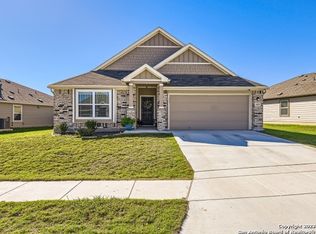 4020 Legend Mdws, New Braunfels, TX 78130