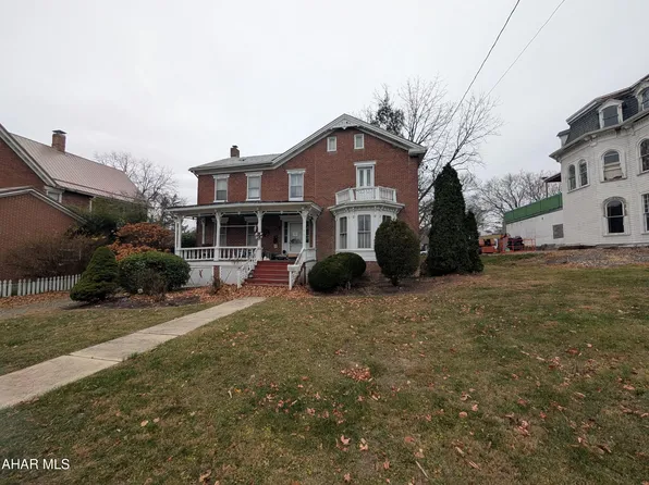414 S Richard St, Bedford, PA 15522