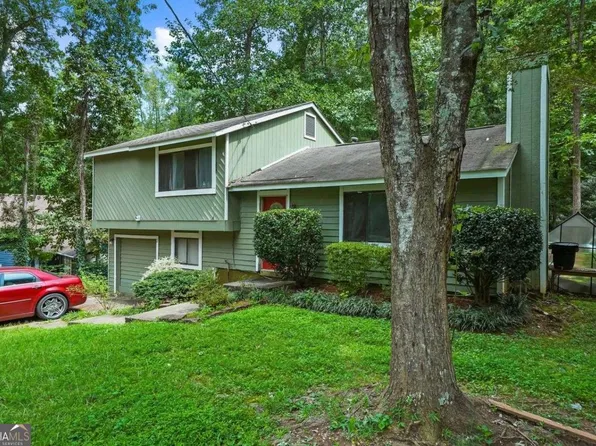 6774 Timbers East Dr, Lithonia, GA 30058