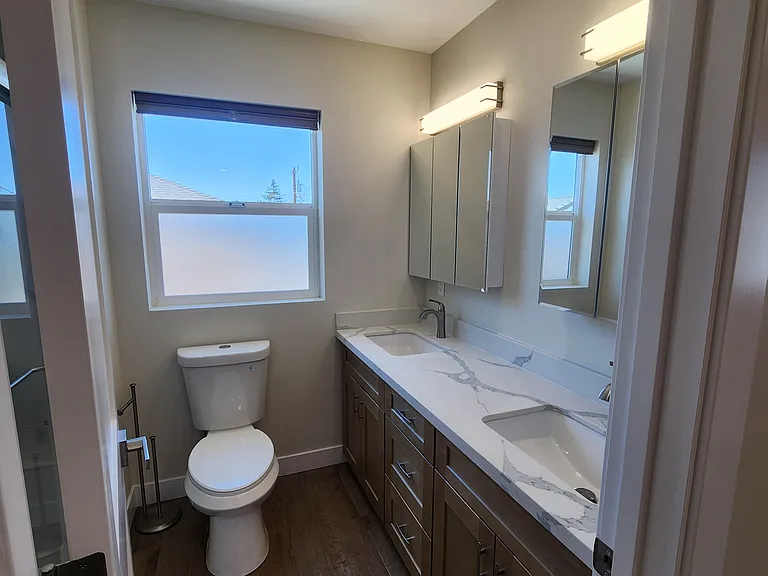 4572 Sargent Ave — Photo 11