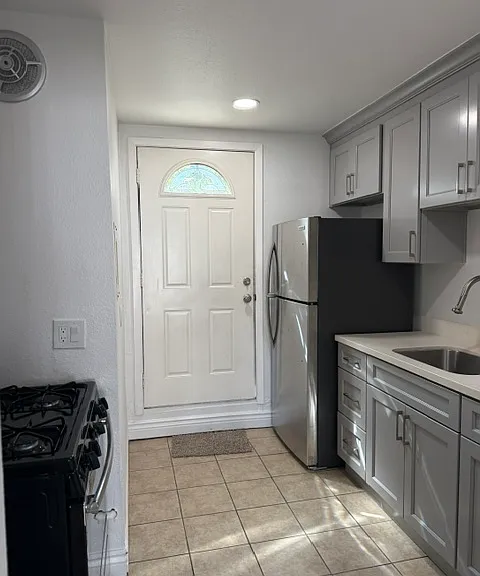 1316 Ashby Ave #B — Photo 6
