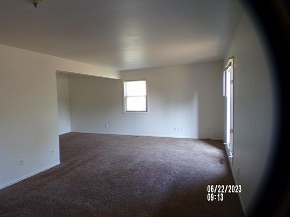 3rd image of 4776 Norfolk Cir