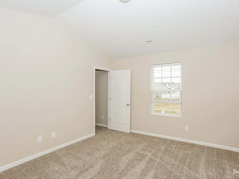 232 Valerie Dr — Photo 12