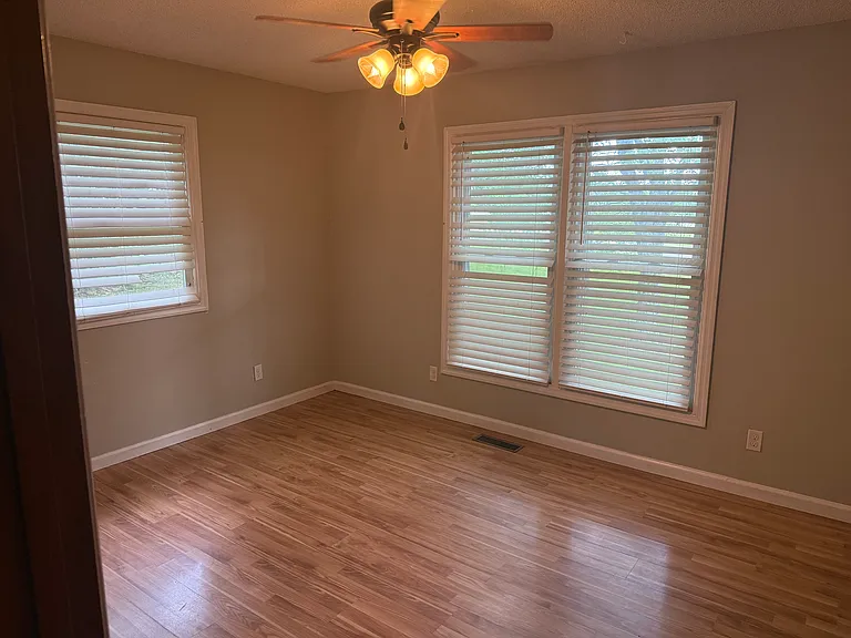 12185 Central Pike — Photo 10