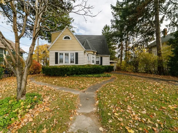 2376 Culver Rd, Rochester, NY 14609