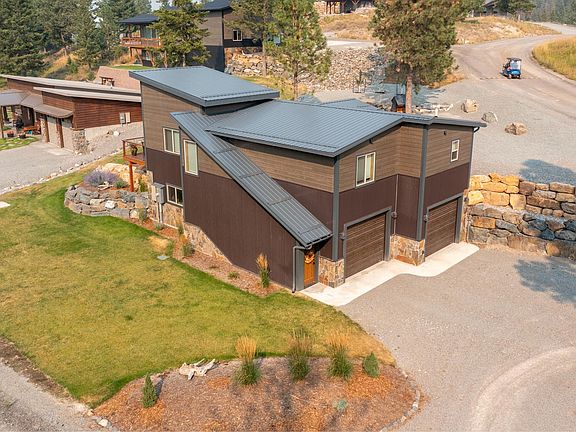 2nd image of 50 Nelson Dr