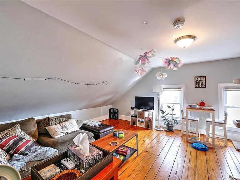 390 Hope St #3 — Photo 11