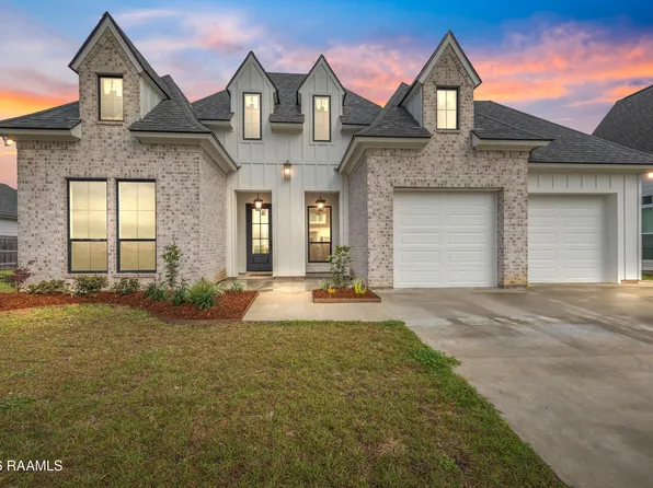 208 Buenos Aires Ave, Youngsville, LA 70592