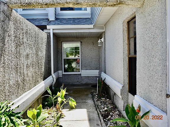 4th image of 4403 Seagate Ln N