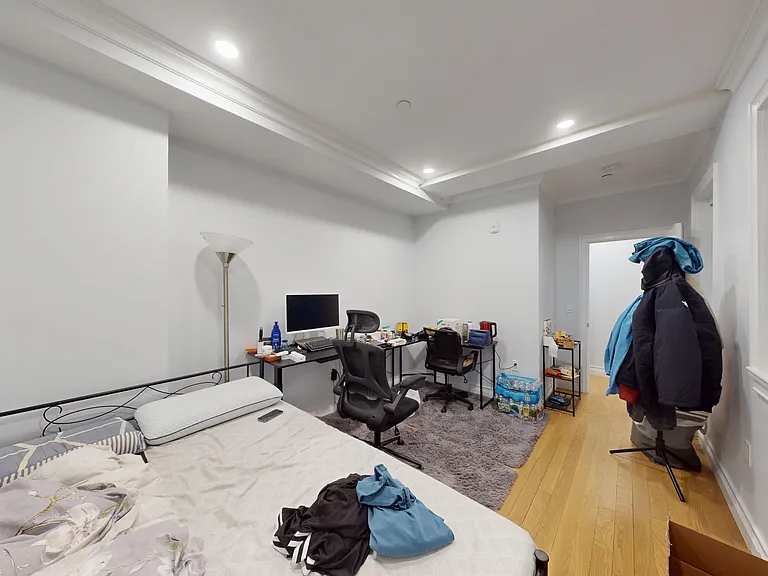 14 Mount Hood Rd #2 — Photo 6
