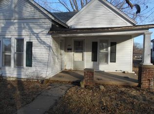 407 N Main St, El Dorado Springs, MO 64744