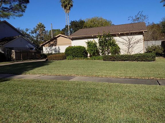 4th image of 16427 Havenpark Dr