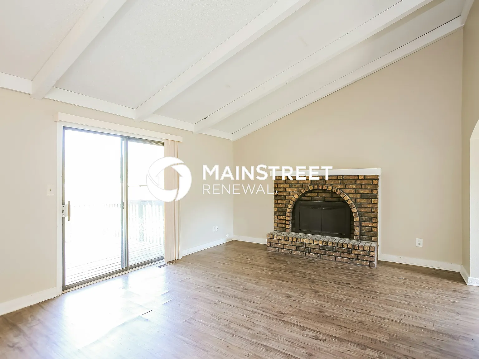 332 S Kendall Ave — Photo 3