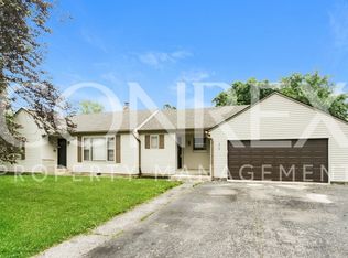 375 Schooley Dr, Greenwood, IN