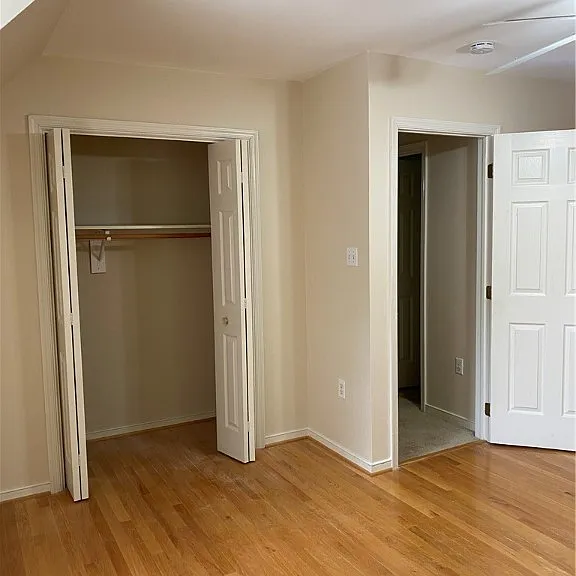12301 Pomfret Ct — Photo 2