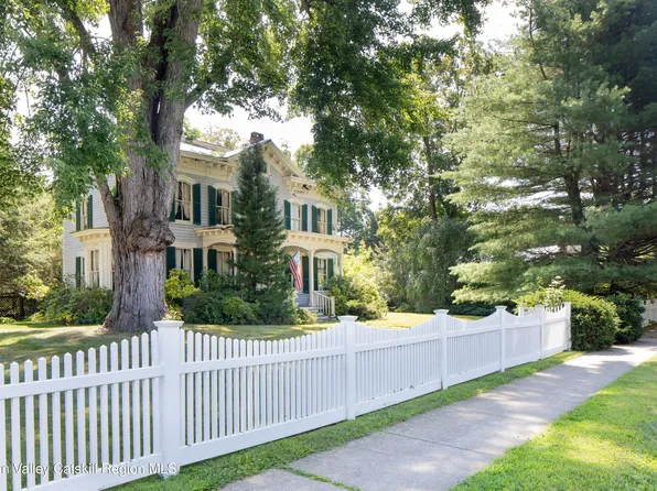 30 N Main Street, Pine Plains, NY 12567