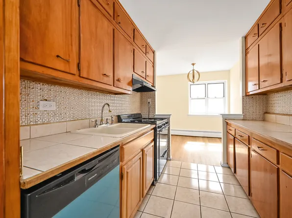 99-10 60th Avenue image 8 of 19