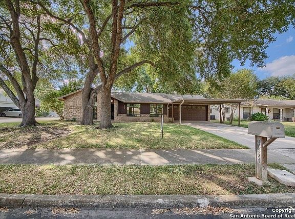 2nd image of 4254 Treehouse Dr