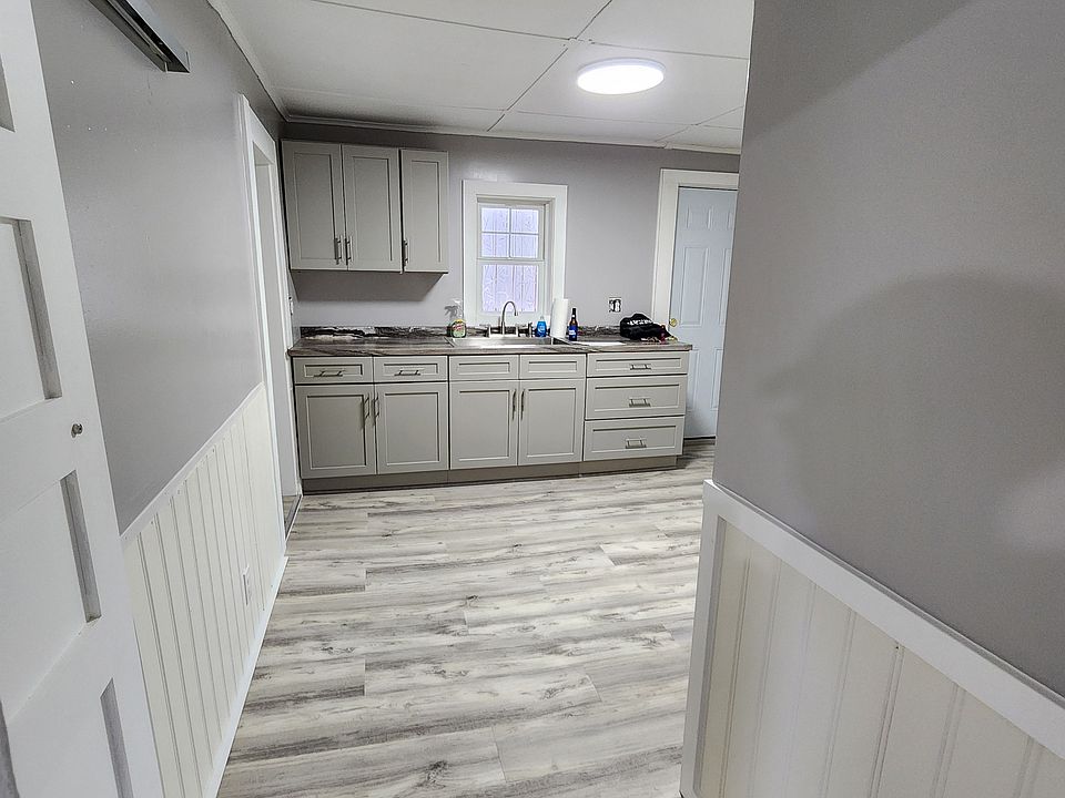 1st image of 280 Glen St Floor 2