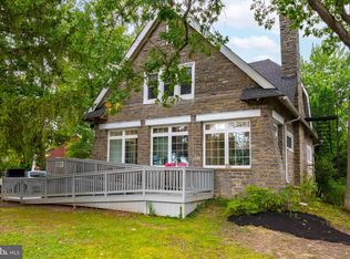 1564 Edge Hill Rd, Abington, PA 19001