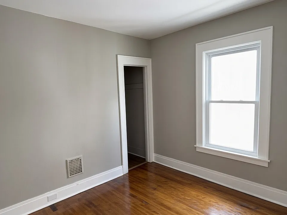1647 W Onondaga St #2