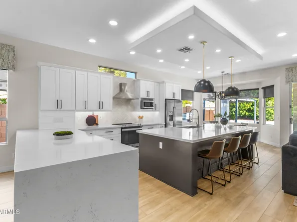 897 W EBONY Drive, Chandler, AZ 85248