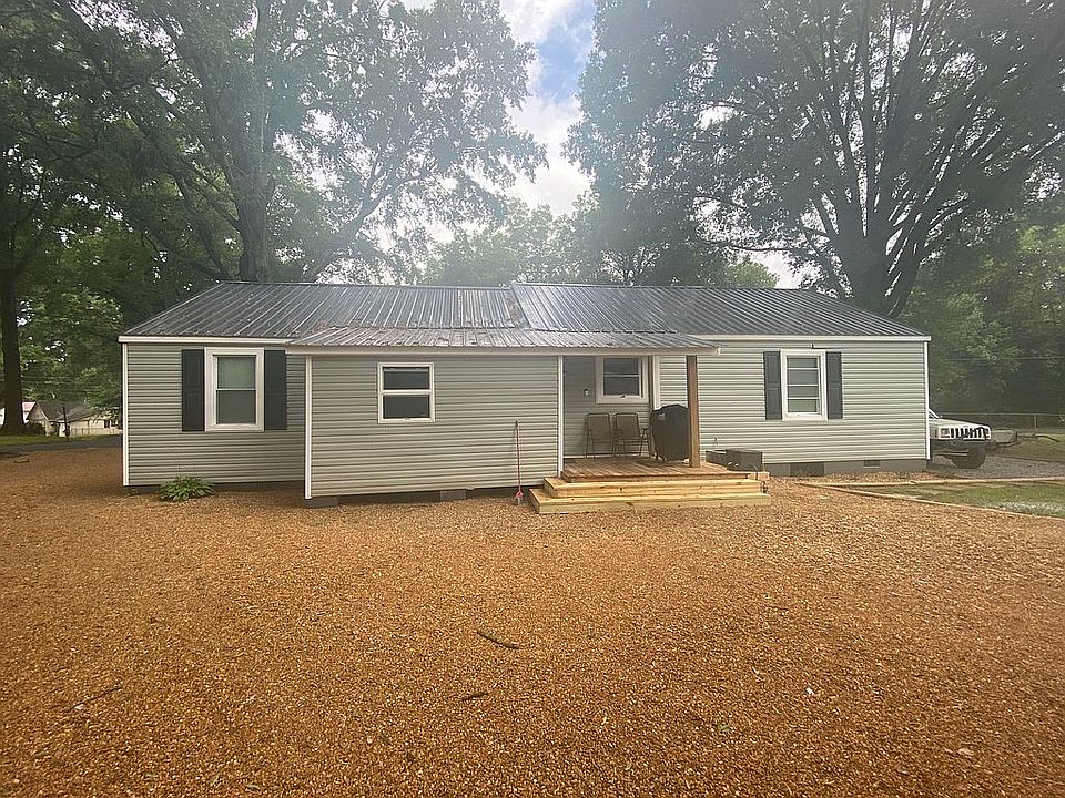 2nd image of 219 Rose Cir