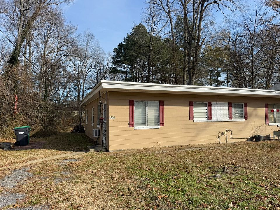 1st image of 306 Brookedge Dr