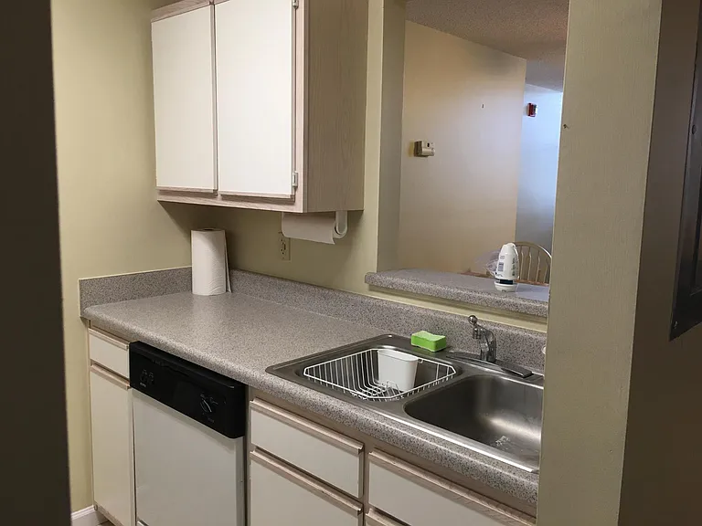 123 W Carolina Ave #B — Photo 10