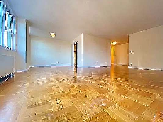 3rd image of 245 E 19th St APT 6D