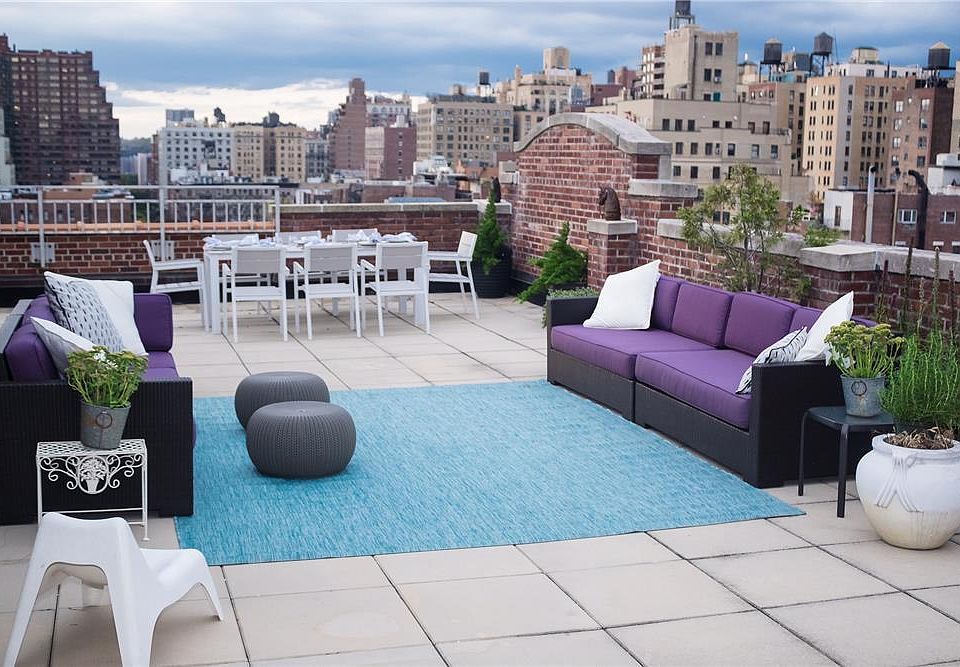 1st image of 40 W 84th St