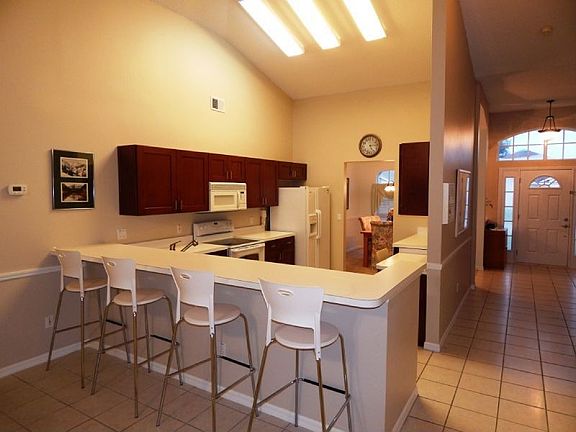 2nd image of 213 Old Mill Cir