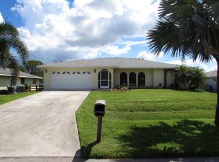 1138 SE 18th St, Cape Coral, FL 33990