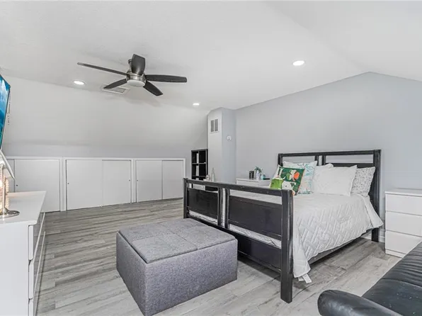 69 Rolling Hill Green image 26 of 30