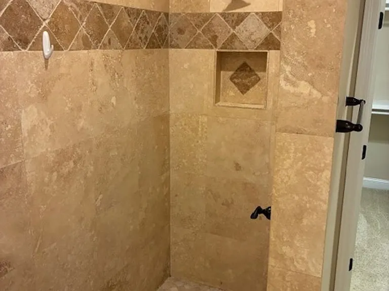 102 Miller Ct — Photo 24