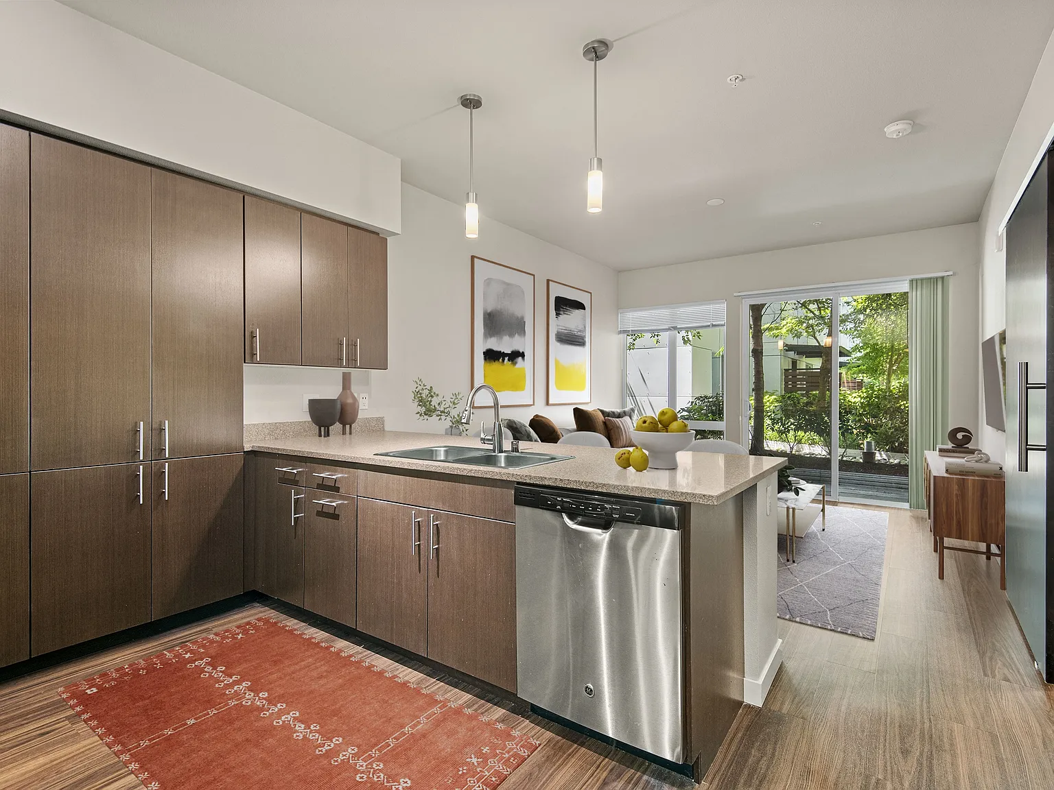 Allez Apartments — Photo 2