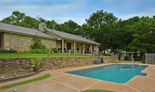 1st image of 408 Southridge Dr
