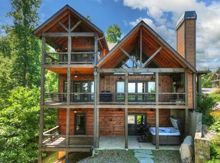 320 Amber Rdg, Blue Ridge, GA 30513