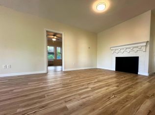 22 Colonial Rd UNIT 2, Worcester, MA 01602