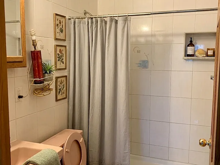 125 Stratford Ave #4 — Photo 8