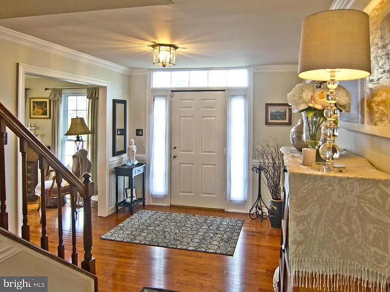 2657 Meadow Hall Dr — Photo 7