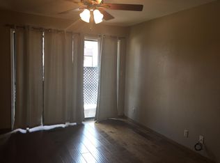 412 N Oakwood Rd, Enid, OK 73703