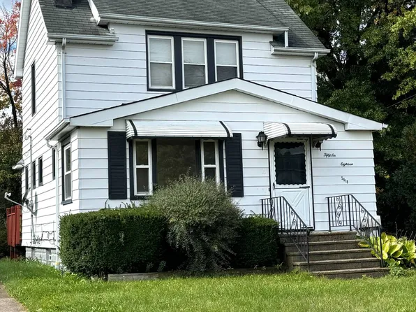 5618 Cumberland Dr, Garfield Heights, OH 44125