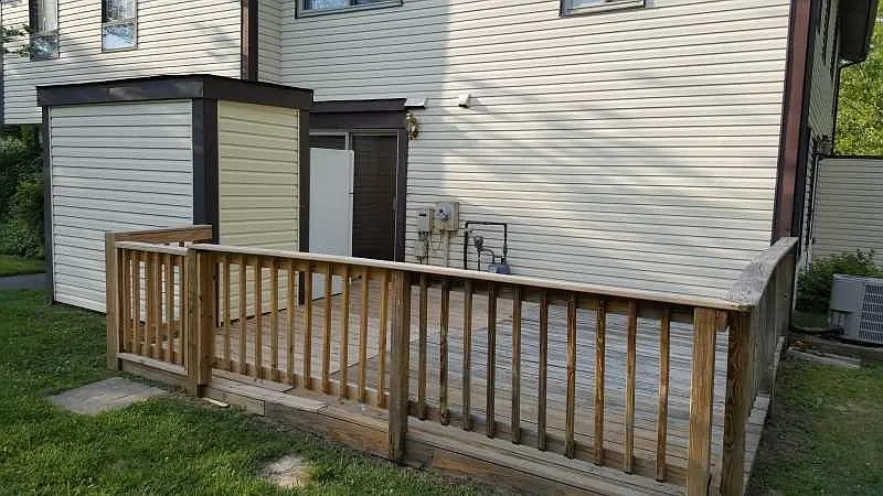 83 King Henry Circle — Photo 3