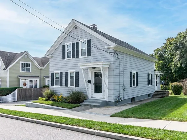 58 Greene St, East Greenwich, RI 02818