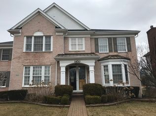1650 Primrose Ln, Glenview, IL 60026