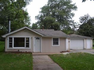 3096 Oakwood St, Portage, IN 46368