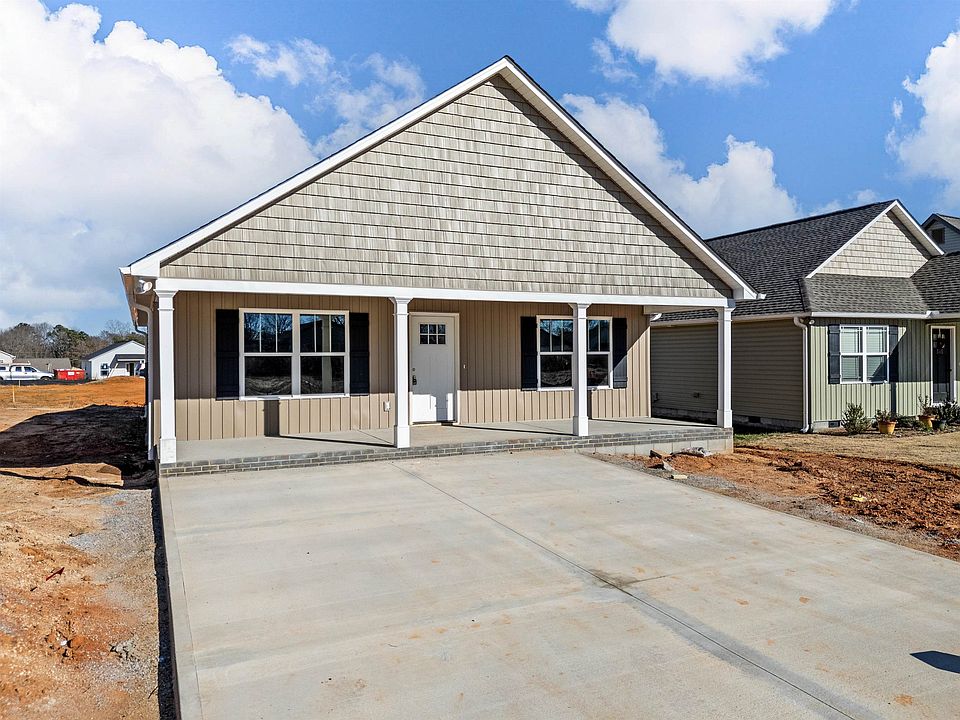1st image of 541 Molly Parker Ln