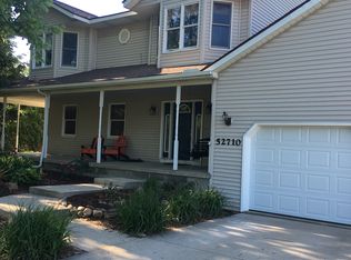 52710 Trinter Rd, Vermilion, OH 44089