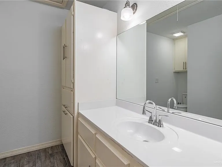 1709 Calle Tulipan — Photo 13